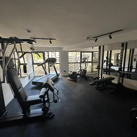 21st Century - Luxury With View And Garage