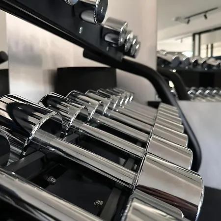 21st Century - Luxury With View And Garage Apartman *